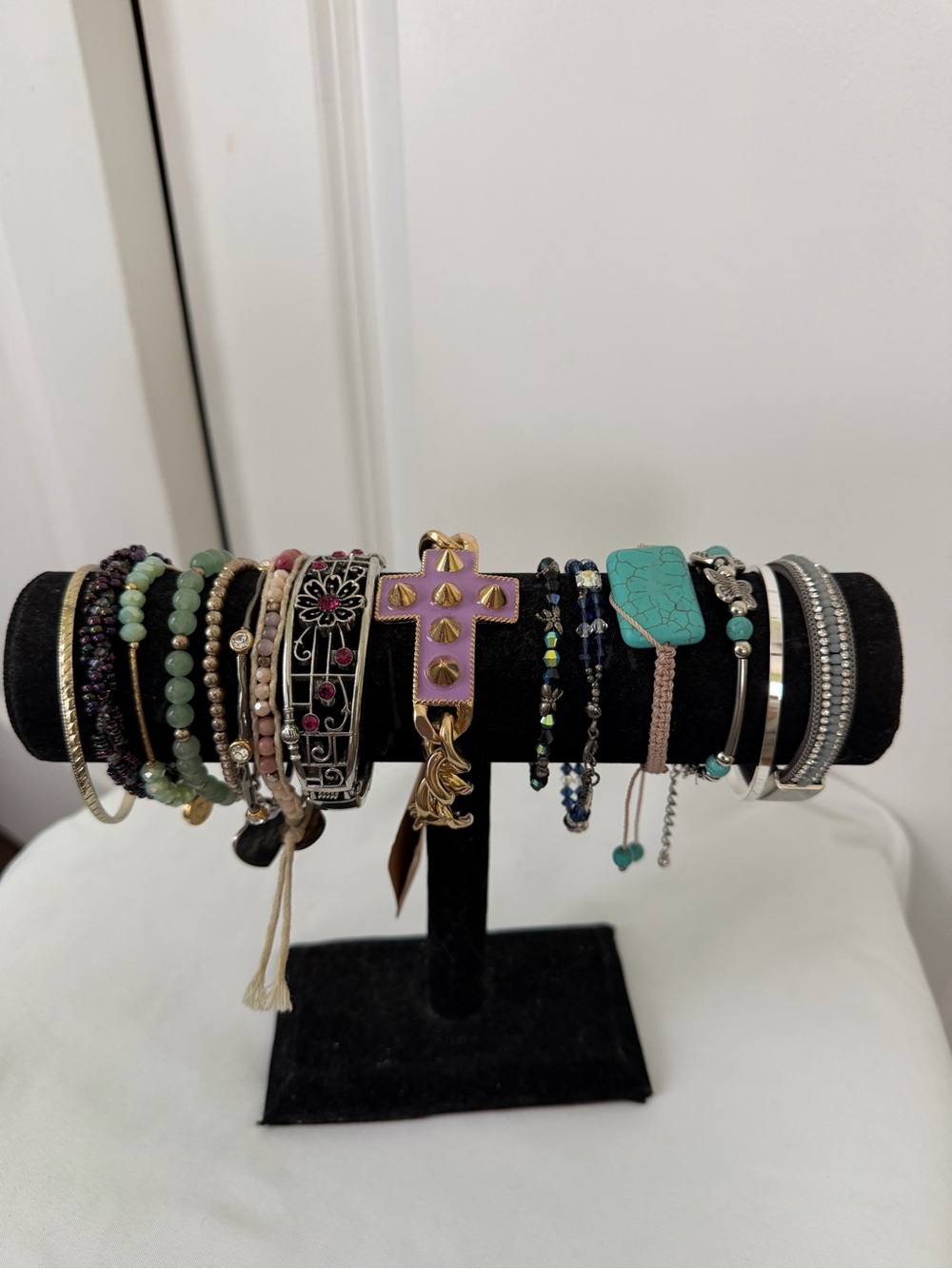 14-Piece Bracelet Lot Assorted Glass Stone Crystal Vintage Modern and more